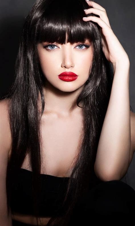 ما هي الادوات الموجودة في سيارة الاسعاف ما هي الادوات الموجودة في سيارة الاسعاف