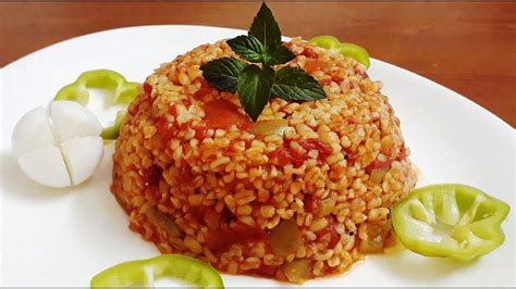 طريقة طبخ البرغل بالبندورة طريقة طبخ البرغل بالبندورة