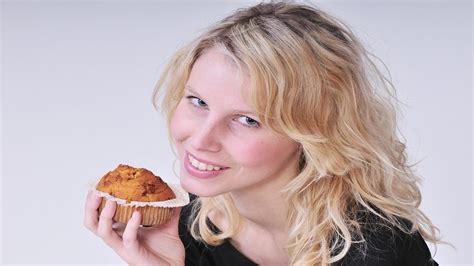 ما سبب الرغبة في النوم كثيرا ما سبب الرغبة في النوم كثيرا