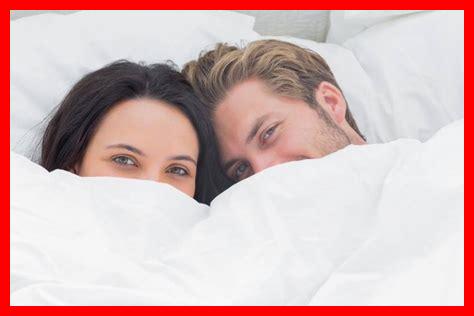 كيف أجعل زوجي يعبّر عن مشاعره في الفراش؟ كيف أجعل زوجي يعبّر عن مشاعره في الفراش؟