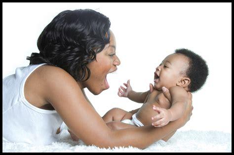 كيف أساعد طفلي على تجاوز الحزن؟