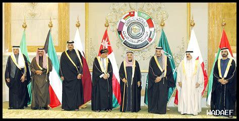 كيف يمكن تعزيز التعاون بين الدول العربية؟