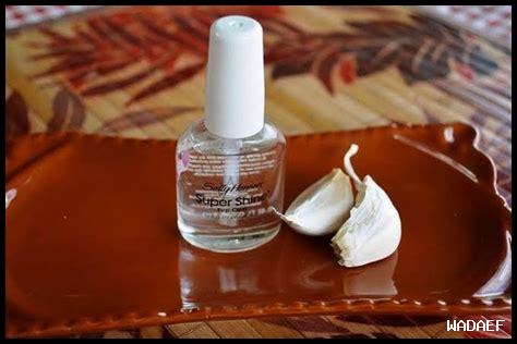 كيفية استخدام فصوص الثوم لتقوية الأظافر كيفية استخدام فصوص الثوم لتقوية الأظافر