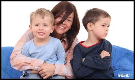 كيفية التعامل مع الطفل الذي يغار