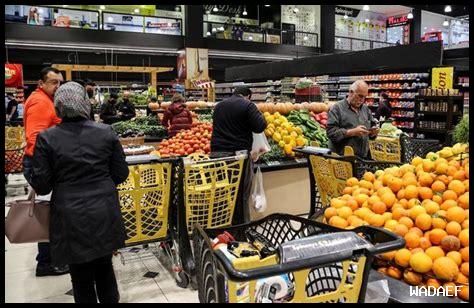 هواتف 2025: تحديات جديدة وإبداعات متطورة