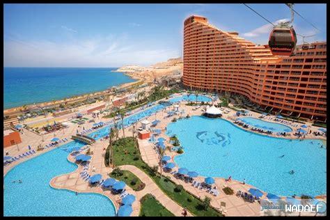 ما هي الفوائد الاقتصادية لمشاريع السياحة برويس؟