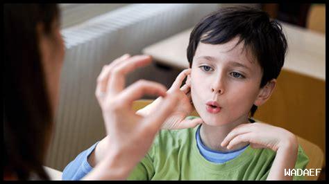 ما دور الأهل في دعم تعليم الفتيات؟