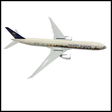 طائرة 787 السعودية