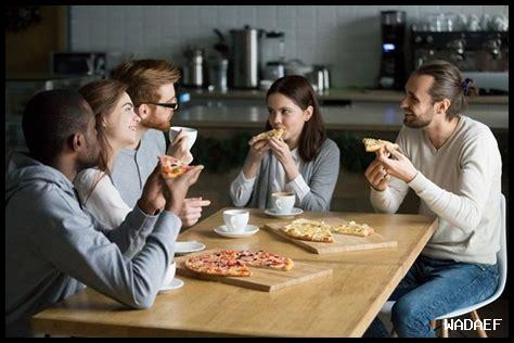 هل يمكن للأصدقاء ملء الفراغ